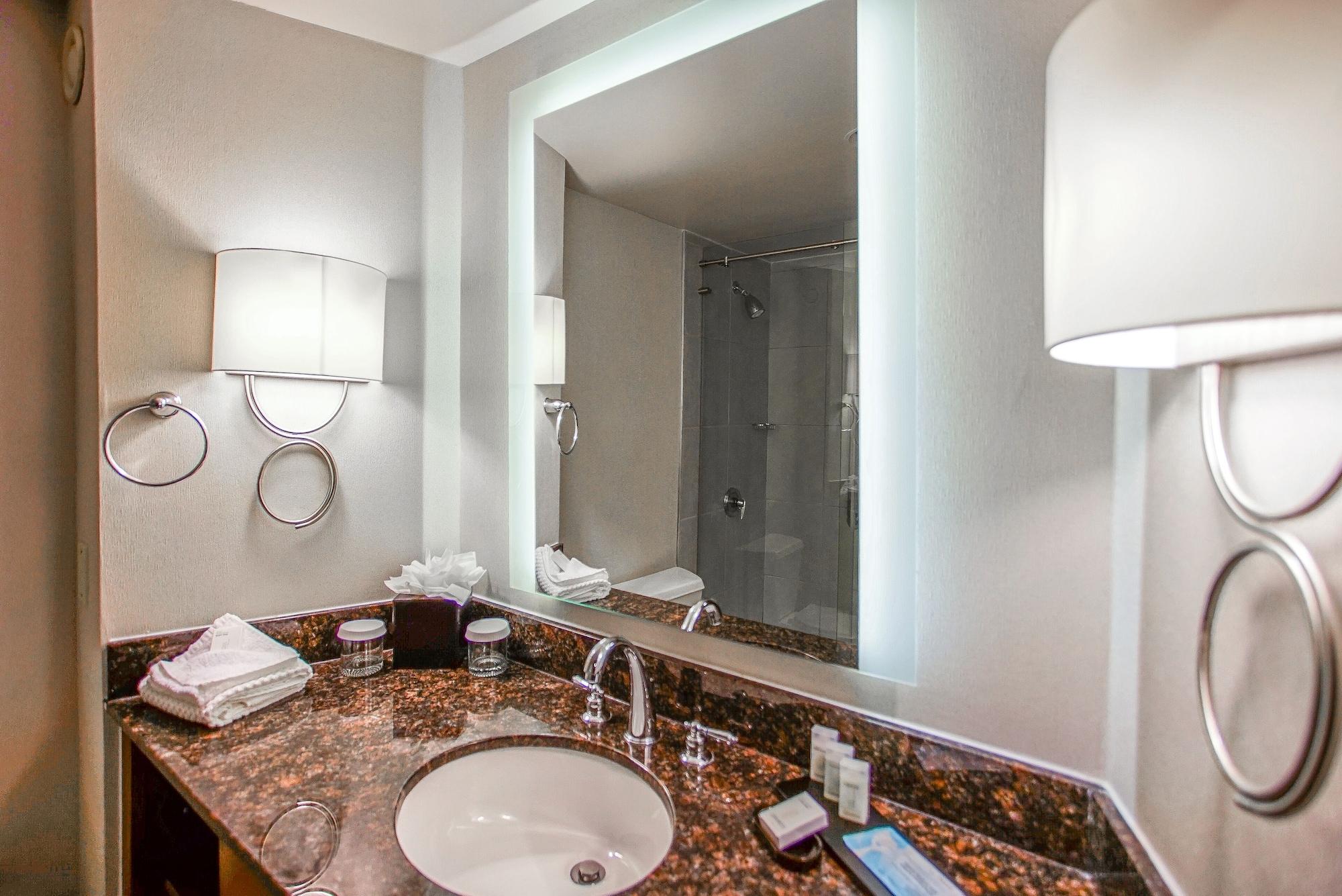 Hotel Ramada By Wyndham Southfield Zewnętrze zdjęcie